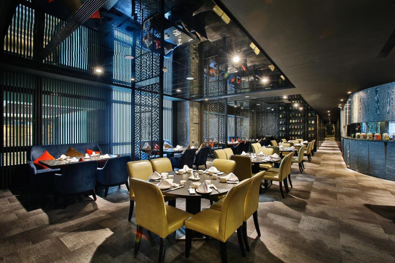 Queena Plaza Hotel Tainan Zewnętrze zdjęcie