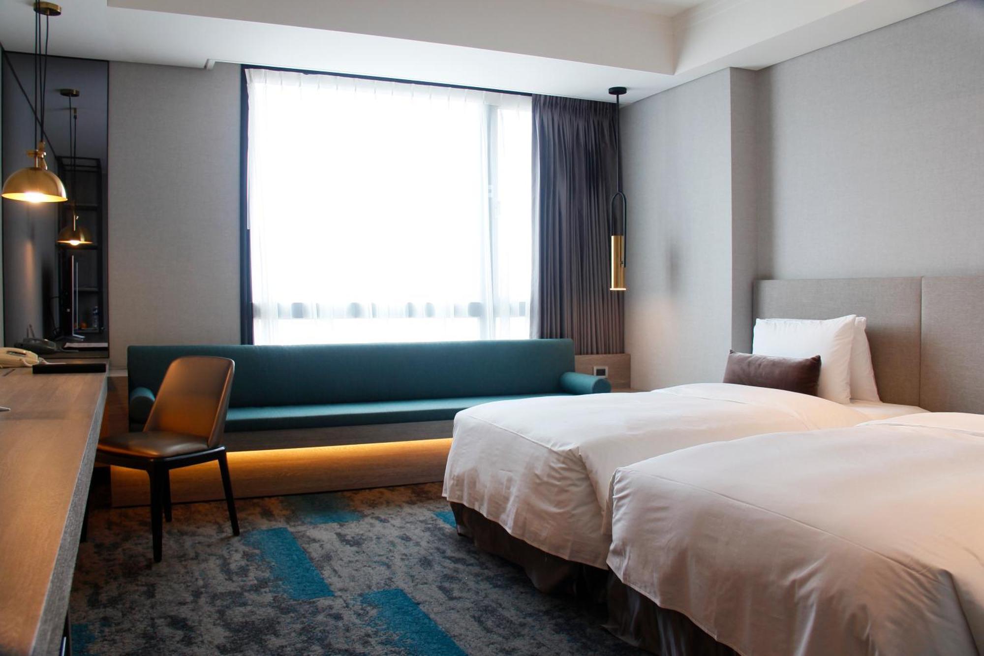 Queena Plaza Hotel Tainan Zewnętrze zdjęcie