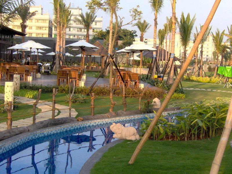 Queena Plaza Hotel Tainan Zewnętrze zdjęcie