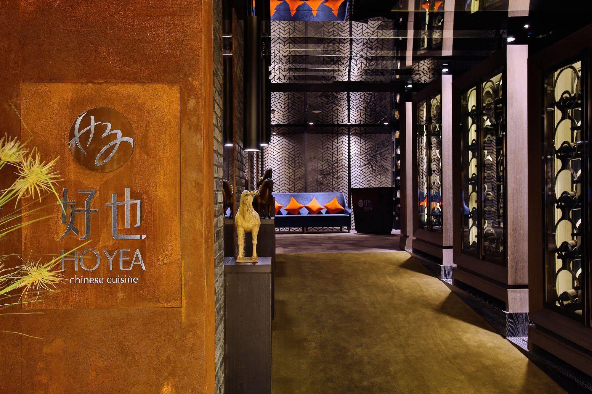 Queena Plaza Hotel Tainan Zewnętrze zdjęcie